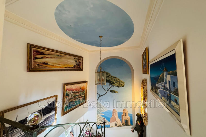 Maison - 250 m² - 3 pièces