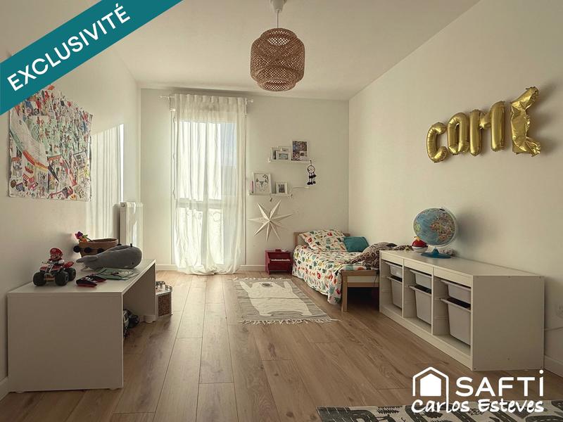 Appartement - 82 m² - 4 pièces