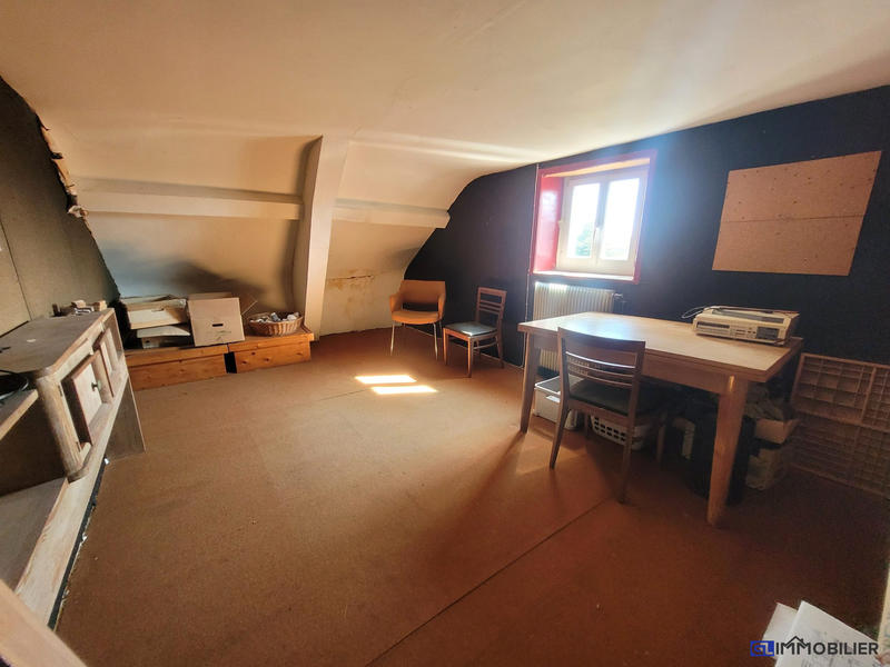 Maison ancienne - 220 m² - 11 pièces