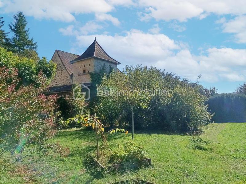 Demeure - 114 m² - 7 pièces