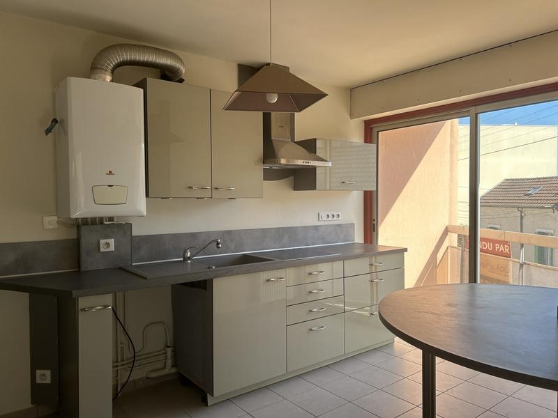 Appartement - 85 m² - 3 pièces