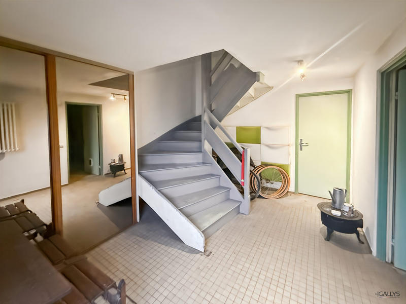 Maison - 91 m² - 5 pièces