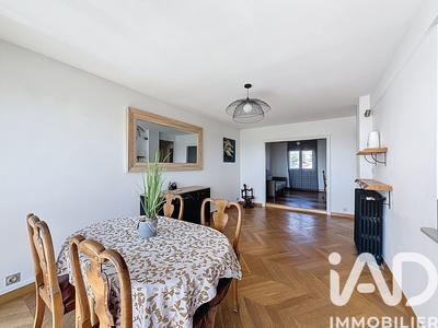Appartement - 64 m² - 4 pièces