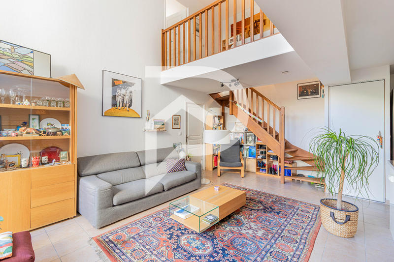 Appartement - 96 m² - 4 pièces