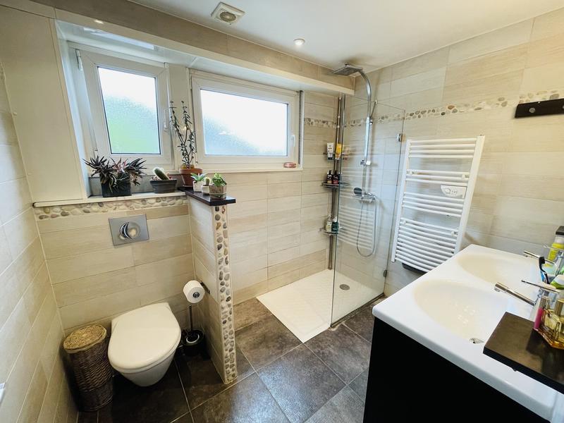 Maison - 108 m² - 6 pièces