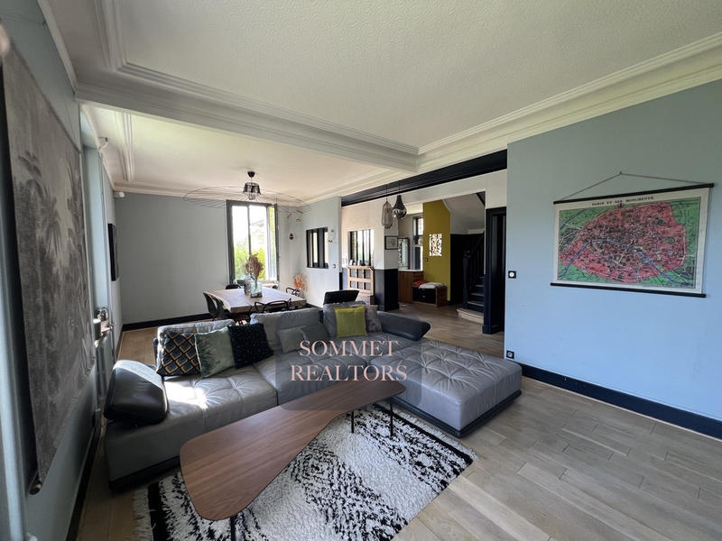 Propriété - 155 m² - 8 pièces