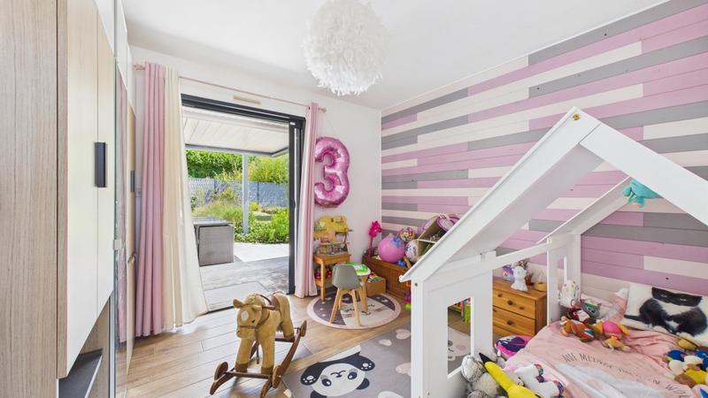 Maison - 232 m² - 7 pièces