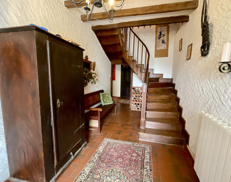 Maison - 210 m² - 9 pièces