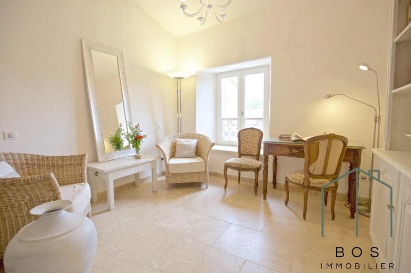 Maison - 200 m² - 6 pièces