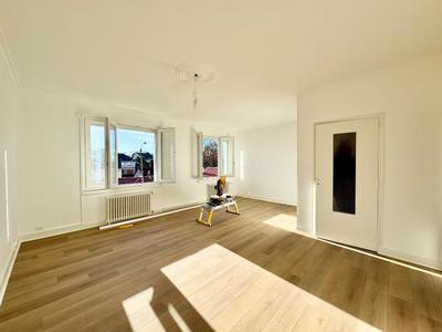 Appartement - 74 m² - 3 pièces