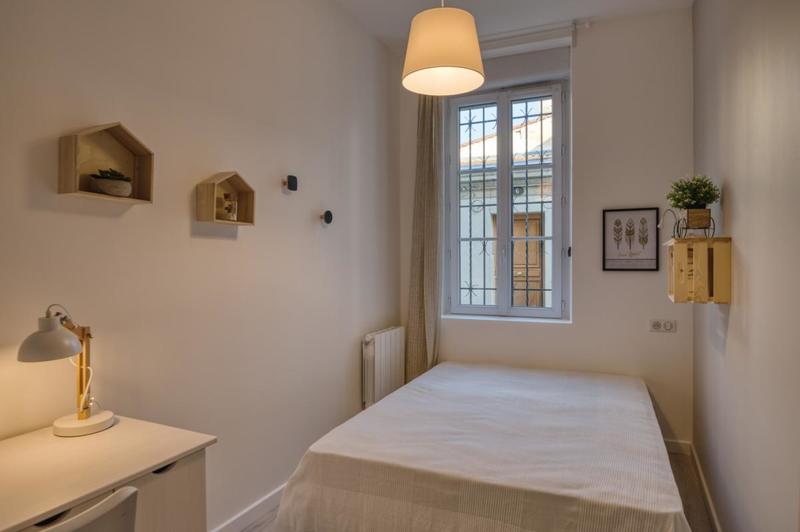 Maison - 187 m² - 10 pièces