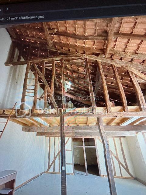 Immeuble - 175 m² - 2 pièces