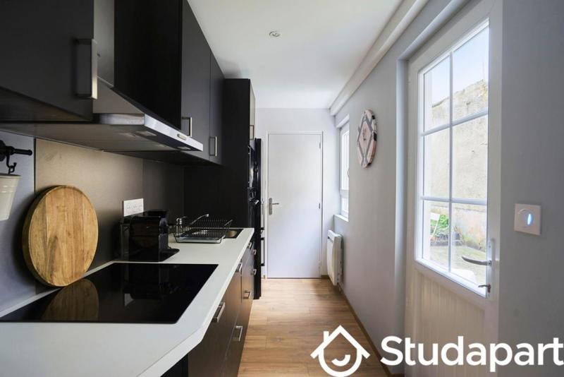 Chambre - 10 m² - 1 pièce