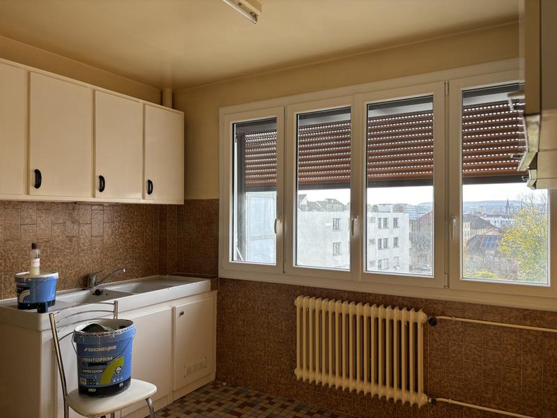 Appartement - 111 m² - 6 pièces