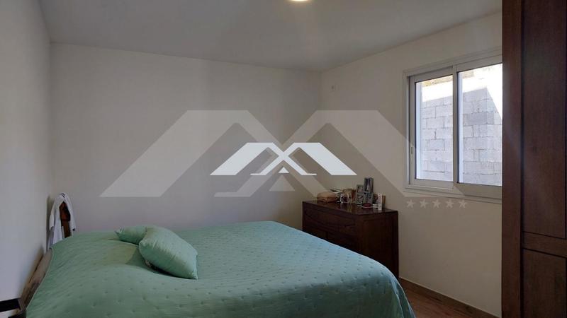 Maison - 92 m² - 5 pièces