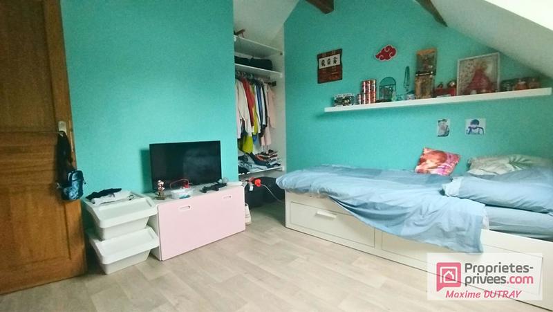 Maison - 104 m² - 4 pièces