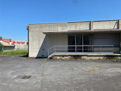 Local commercial - 110 m²