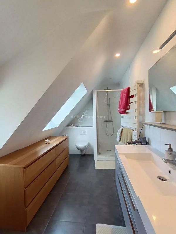 Maison - 162 m² - 6 pièces