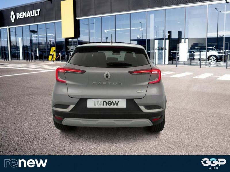 Renault Captur E-Tech Plug-in 160 Intens