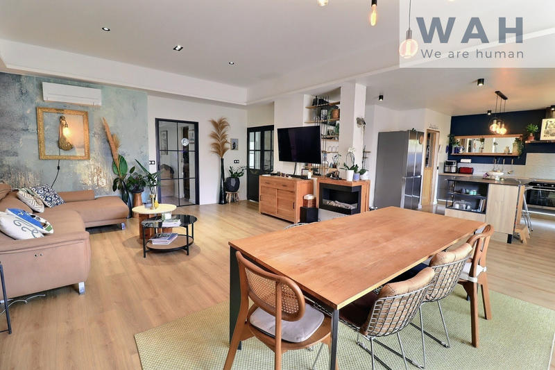 Maison de village - 205 m² - 6 pièces