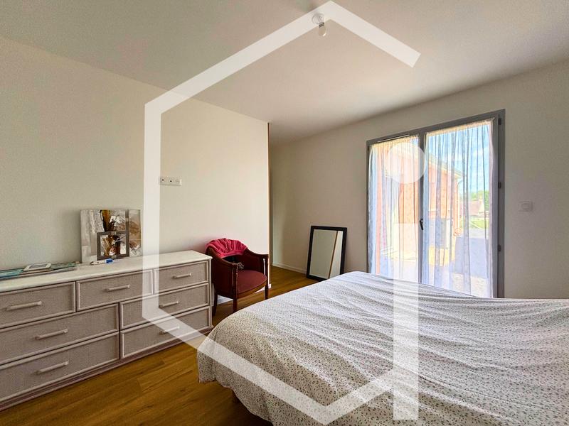 Maison - 110 m² - 4 pièces