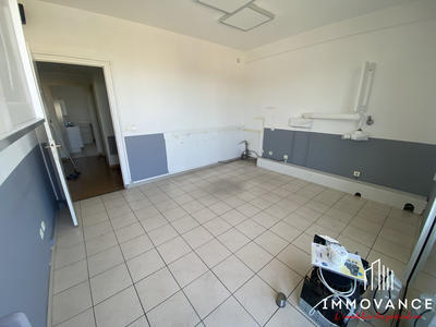 Appartement - 79 m² - 4 pièces