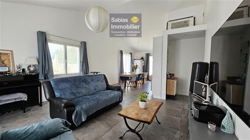 Maison - 100 m² - 5 pièces