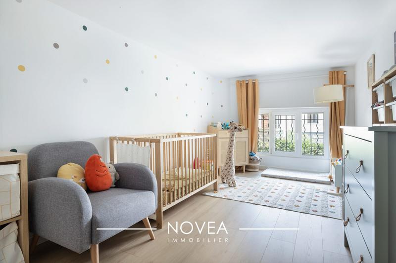 Appartement - 99 m² - 4 pièces