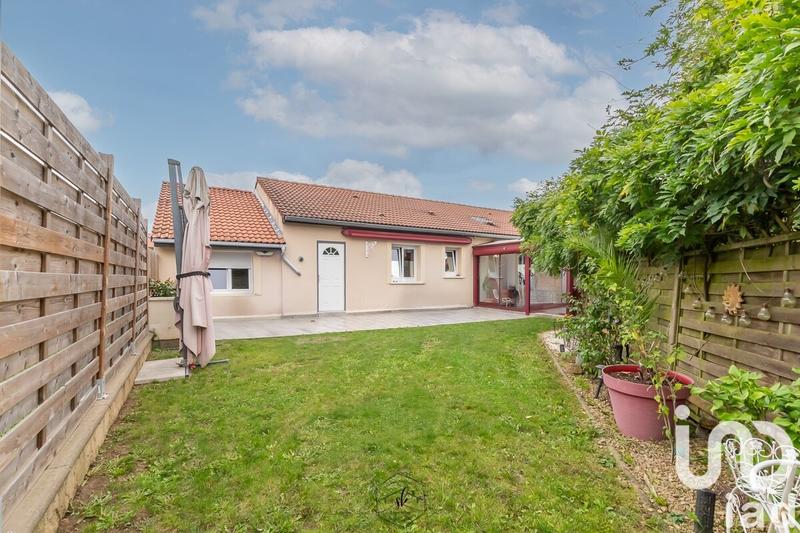 Maison - 127 m² - 8 pièces