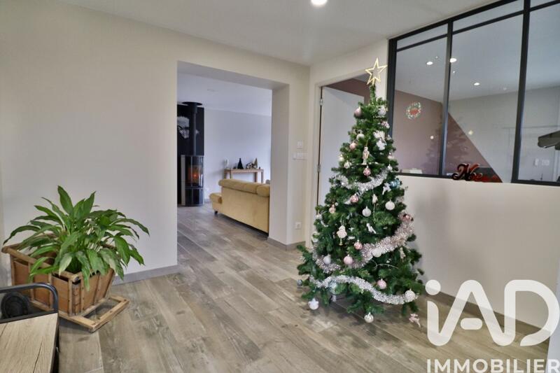 Maison - 170 m² - 8 pièces