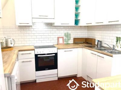 Chambre - 11 m² - 1 pièce