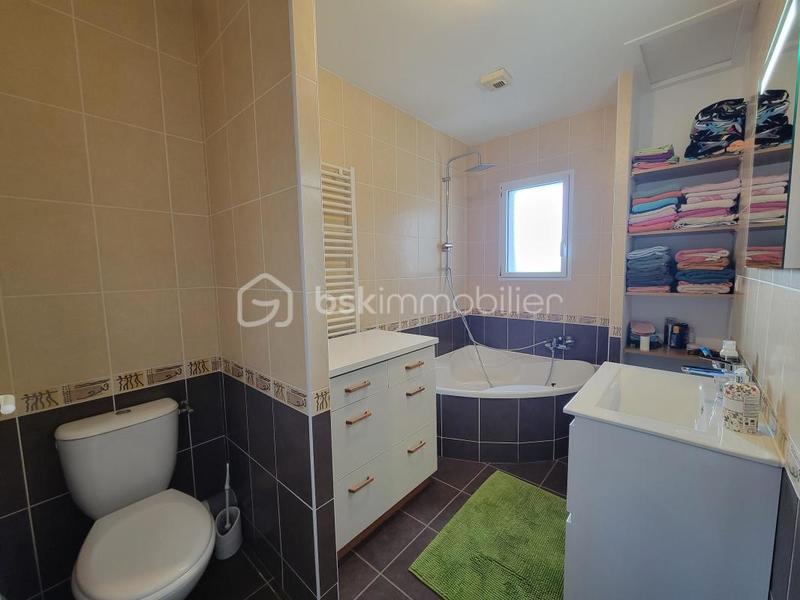 Maison - 176 m² - 7 pièces