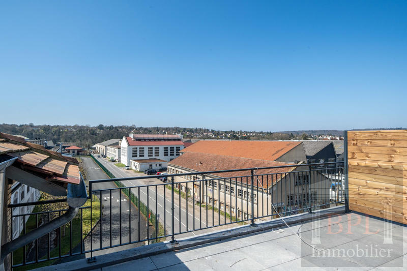 Appartement - 90 m² - 3 pièces