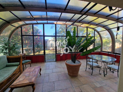 Maison - 206 m² - 6 pièces