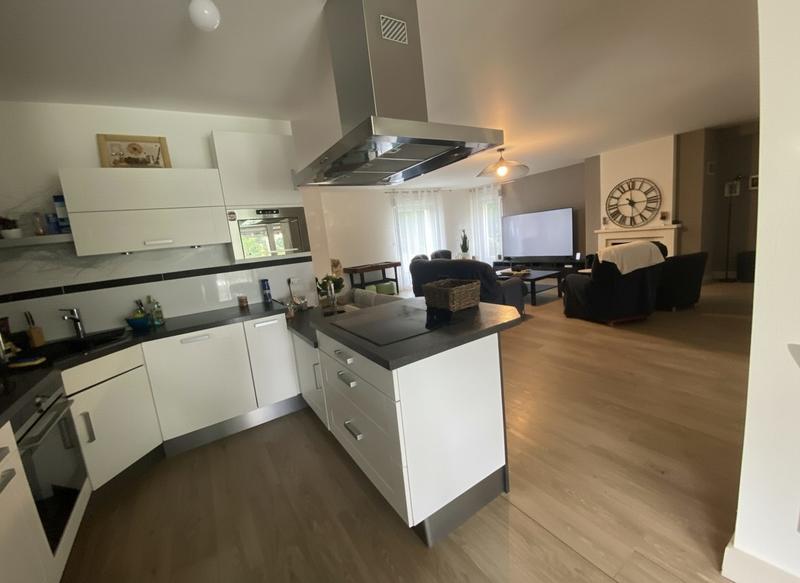 Maison traditionnelle - 170 m² - 7 pièces