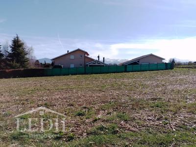 Terrain - 1 740 m²