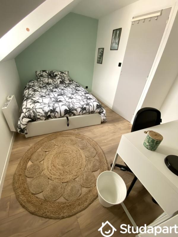 Chambre - 14 m² - 1 pièce