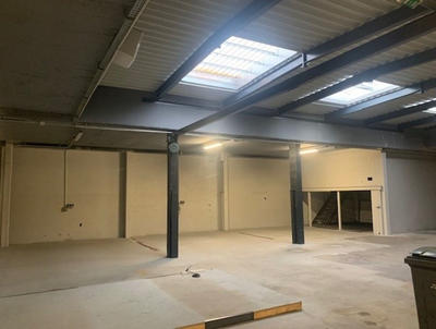 Local d'activité / Entrepôt - 400 m²