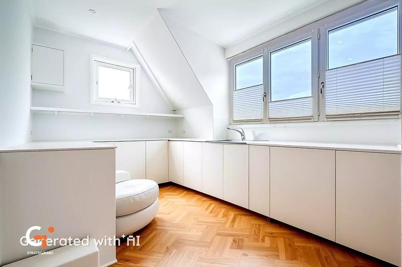 Appartement - 136 m² - 6 pièces