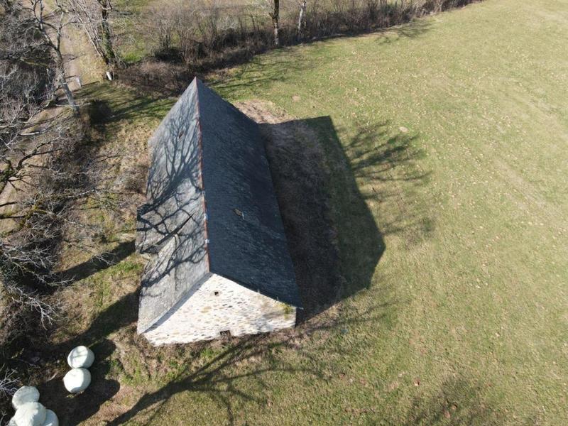 Grange - 295 m² - 2 pièces