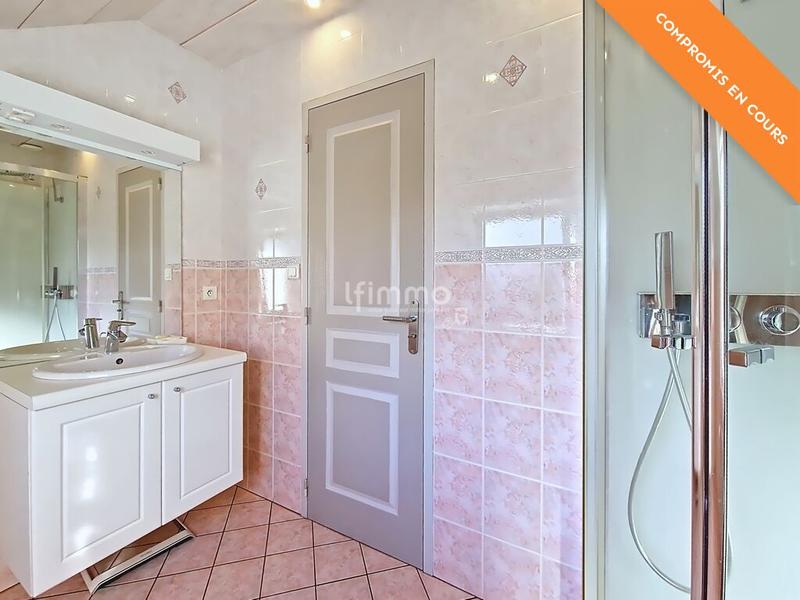 Maison - 120 m² - 4 pièces