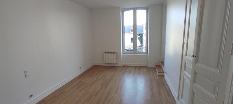 Appartement - 99 m² - 3 pièces
