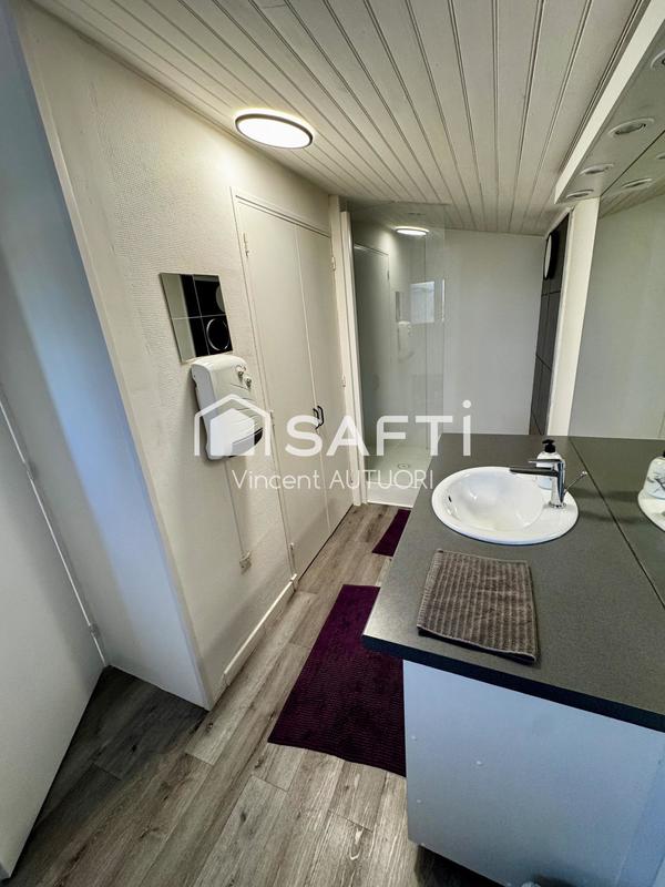 Maison - 185 m² - 7 pièces