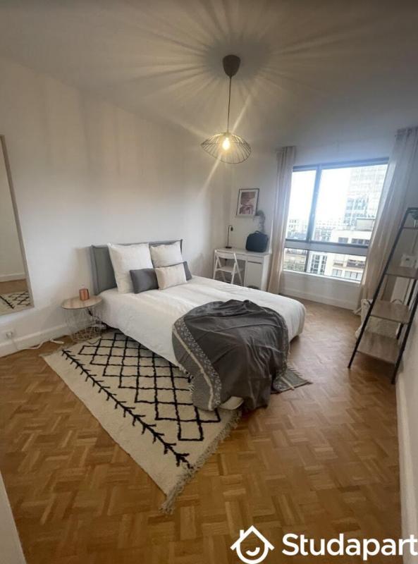 Chambre - 13 m² - 1 pièce