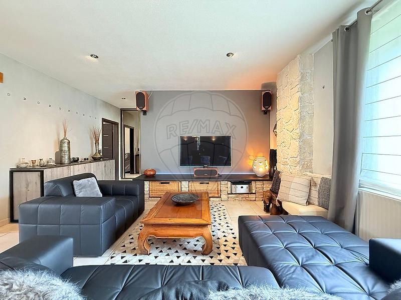 Maison de village - 112 m² - 5 pièces