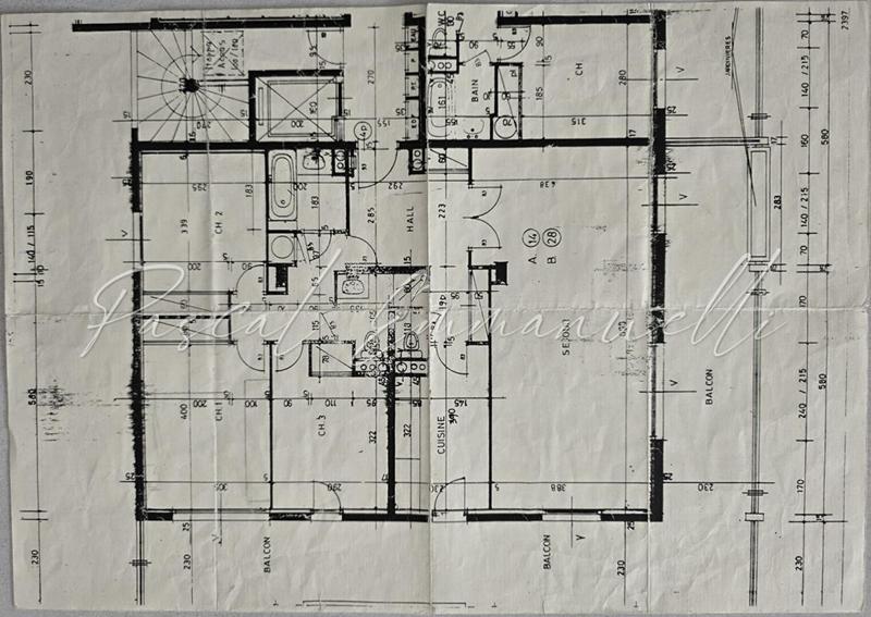 Appartement - 102 m² - 4 pièces