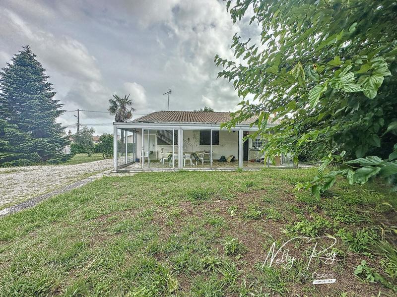 Maison - 350 m² - 8 pièces