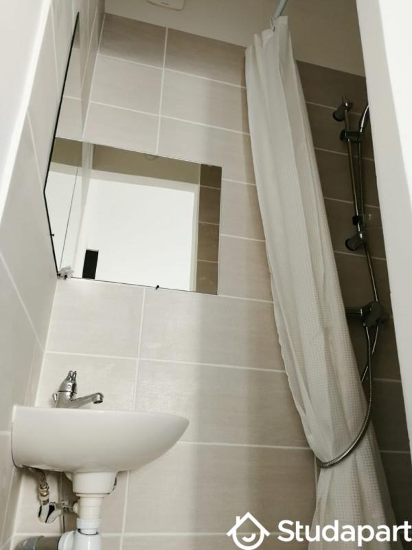 Chambre - 14 m² - 1 pièce