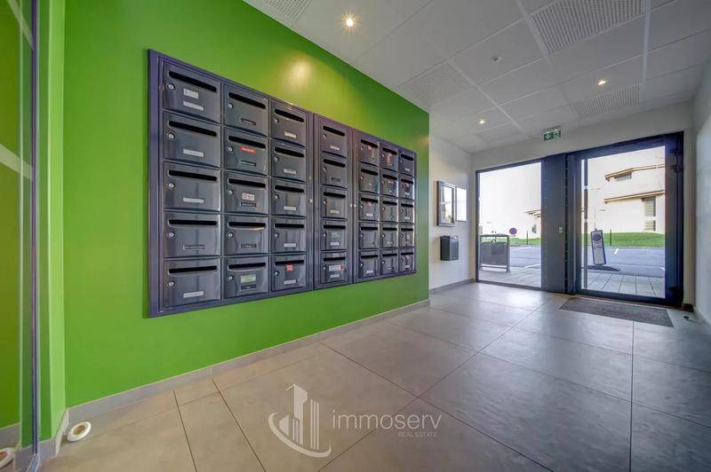 Appartement - 80 m² - 4 pièces