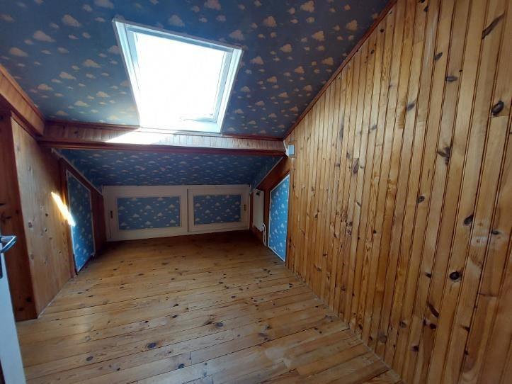 Maison - 176 m² - 8 pièces